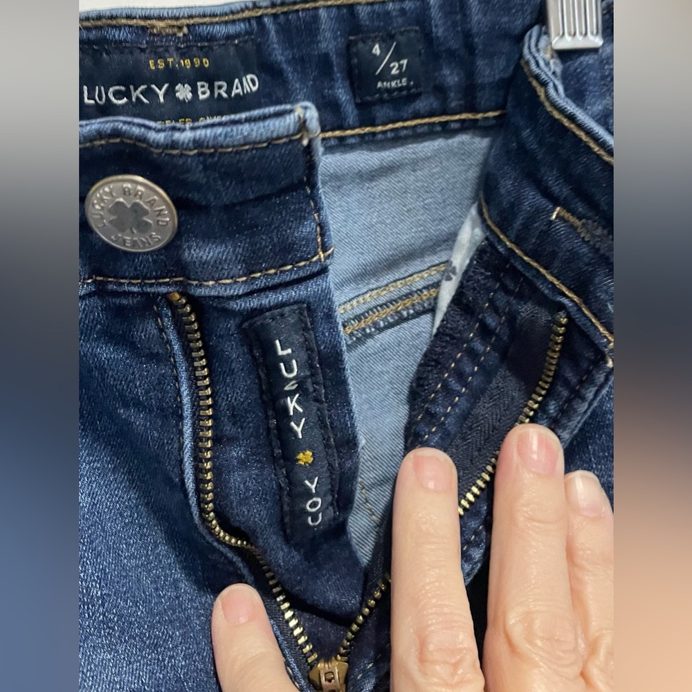 Lucky Brand Skinny‎ Jeans with Frayed Hem